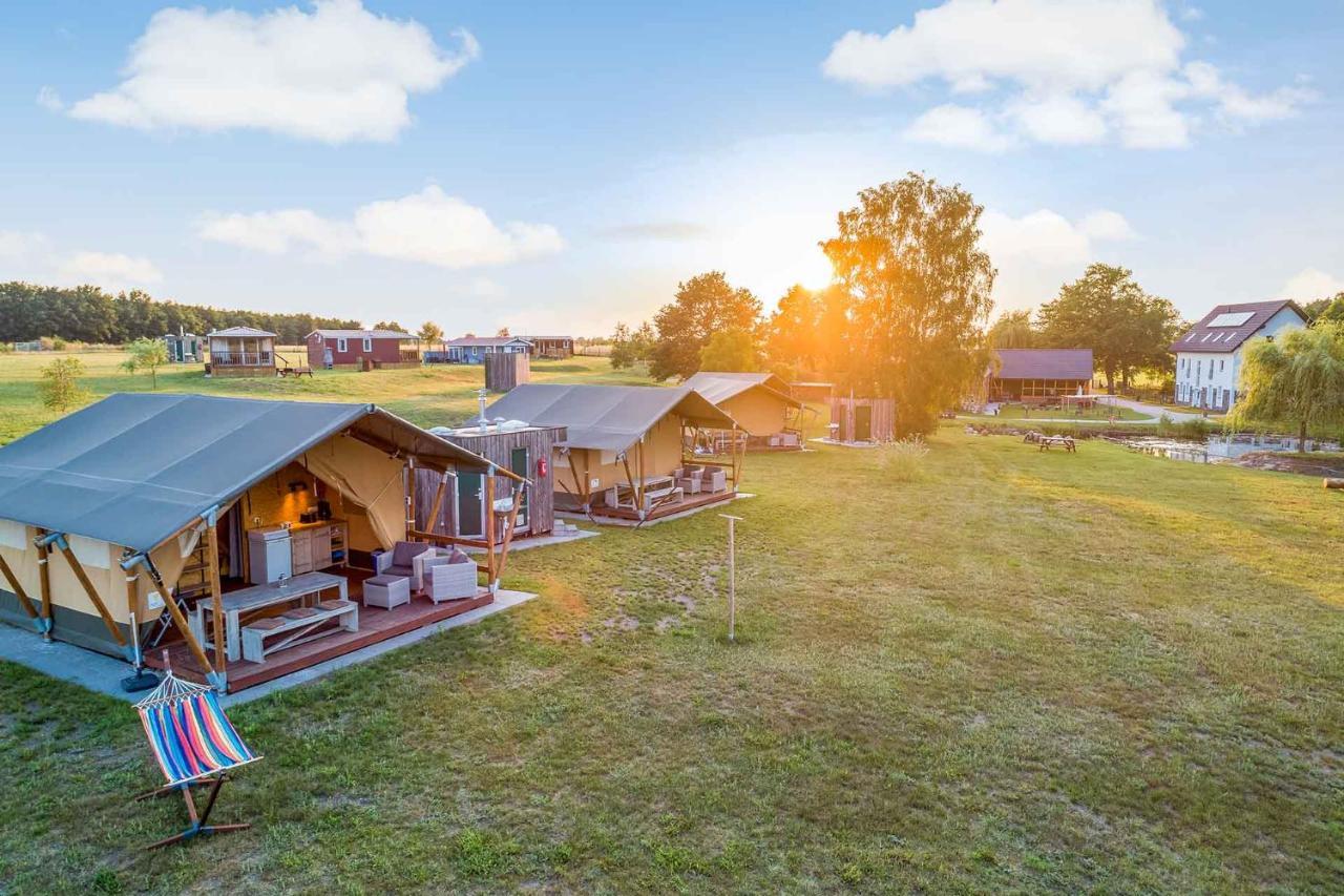 Landgut Voigtsmuehle Hotell Friedland  Exteriör bild
