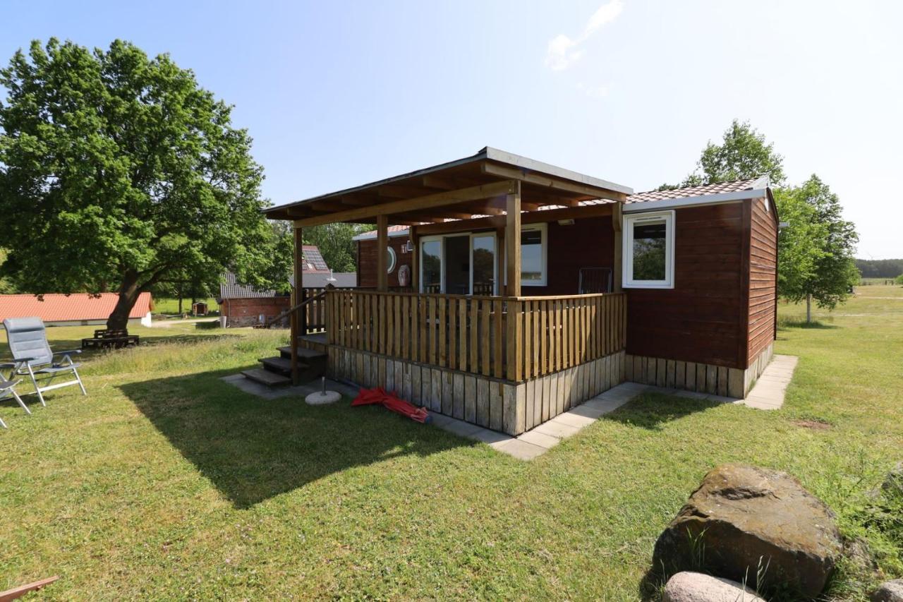Landgut Voigtsmuehle Hotell Friedland  Exteriör bild