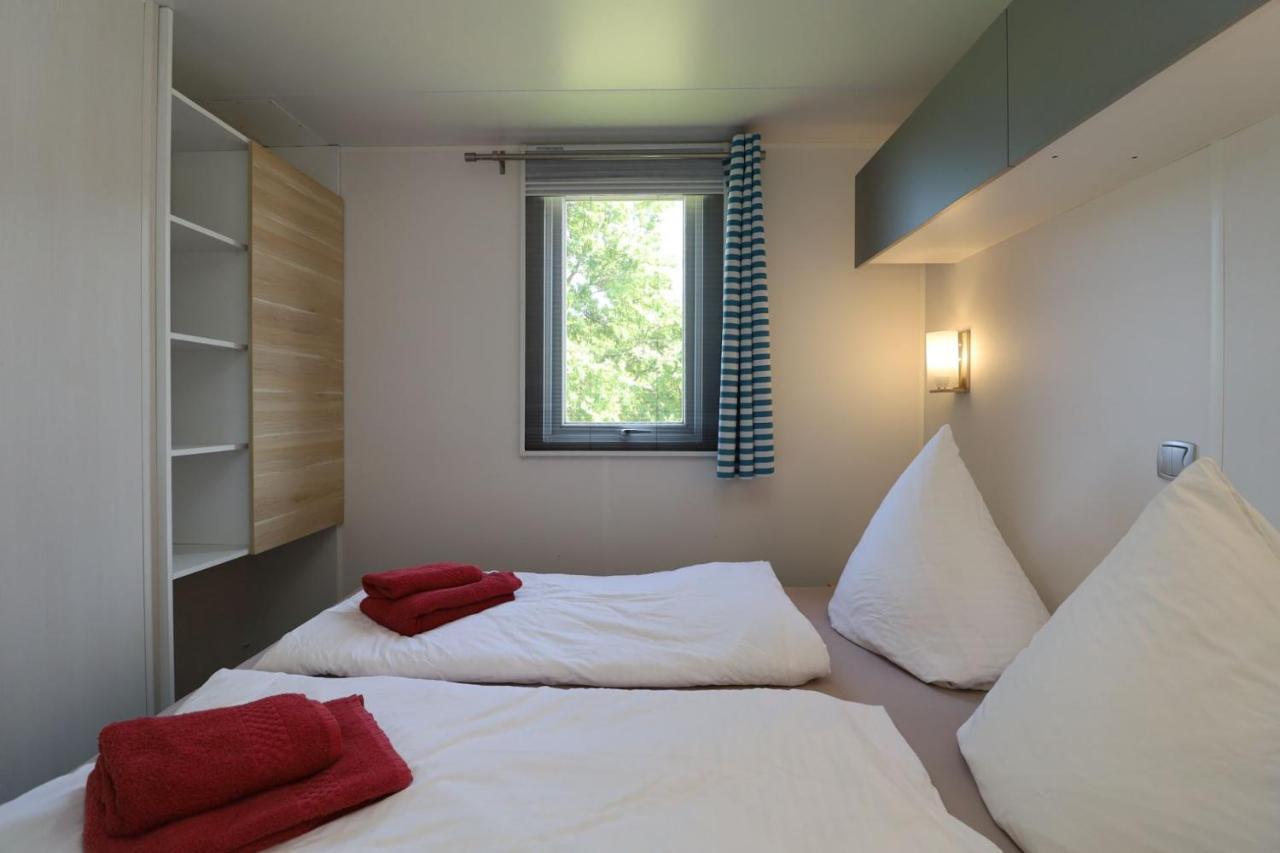 Landgut Voigtsmuehle Hotell Friedland  Exteriör bild