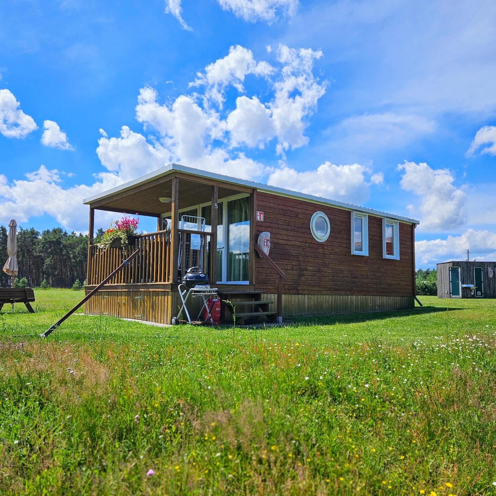 Landgut Voigtsmuehle Hotell Friedland  Exteriör bild